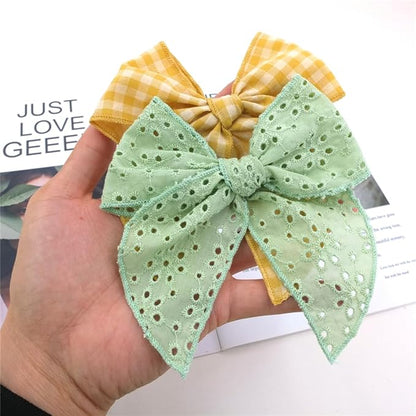 Pack of 4 Gorgeous Fable Bow Hair Clips for Girls Women Linen Hair Bow Alligator Clips Toddler Baby Mom Young Girl Hair Accessories (Olive)