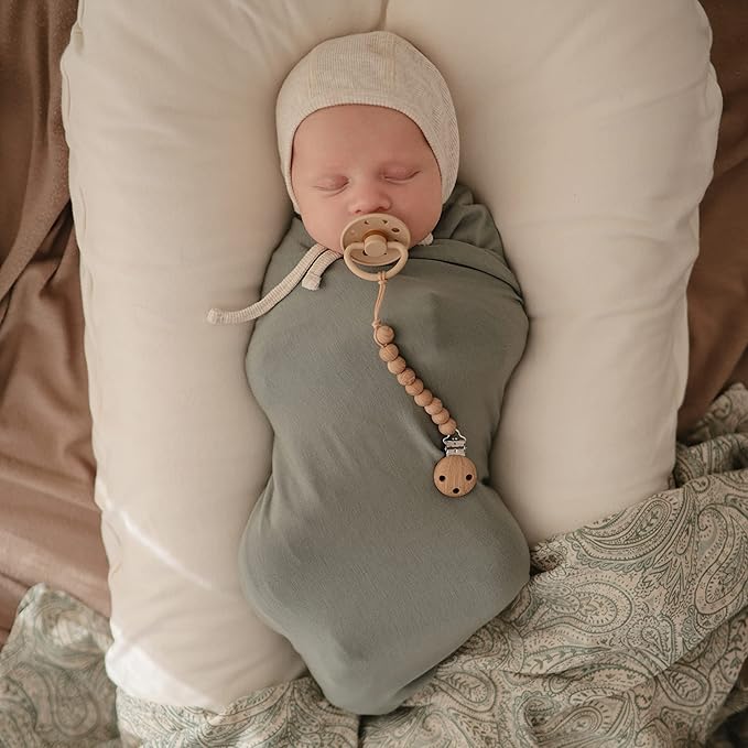 mushie 100% Silicone Baby Pacifier Clip BPA Free | Hera (Faux Wood)