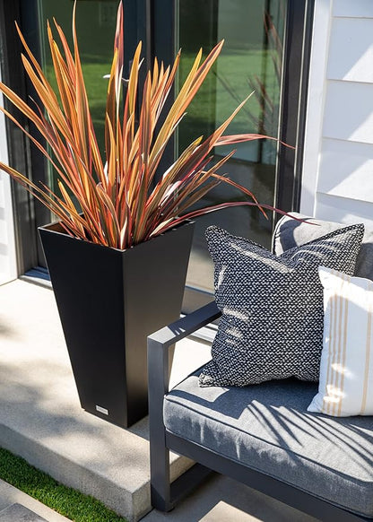 Veradek V-Resin Indoor/Outdoor Taper Planter (30 inch, Black)